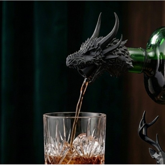 3D Tasarım Hayvan Figürlü Şişe Dökücü ve Tıpa Seti - Dekoratif Geyik, Kurt ve Ejderha Bar Aksesuarı
