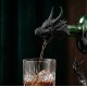 3D Tasarım Hayvan Figürlü Şişe Dökücü ve Tıpa Seti - Dekoratif Geyik, Kurt ve Ejderha Bar Aksesuarı