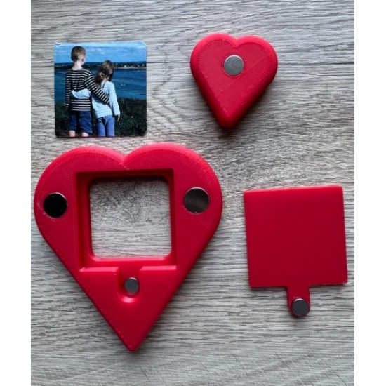 3D Yazıcı Tasarımı Kalp Magnet – Kişiye Özel Fotoğraf Tutucu
