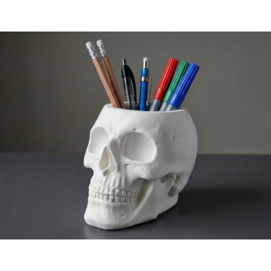 Kuru Kafa Kalemlik – Dekoratif Masa Üstü Organizer (Skull Tasarım Kalem Tutucu, Gothic Ofis Aksesuarı)